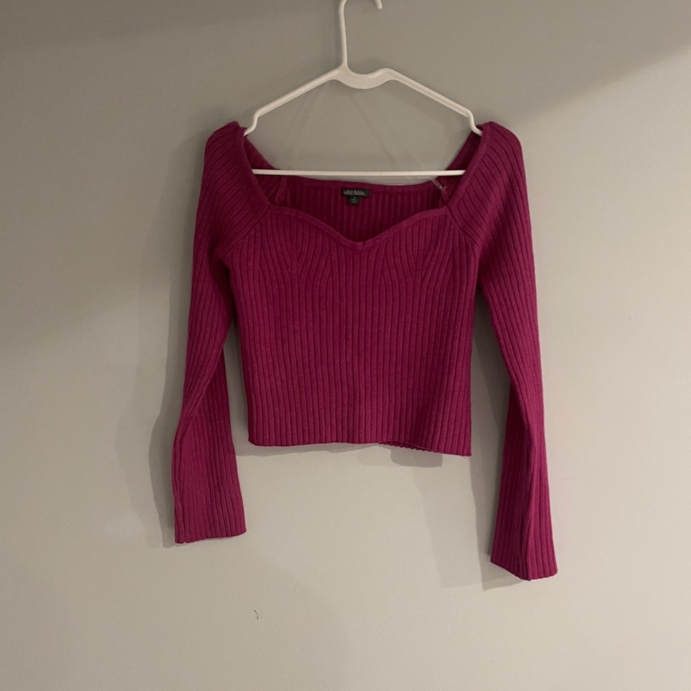 Wild fable shoulder shirt